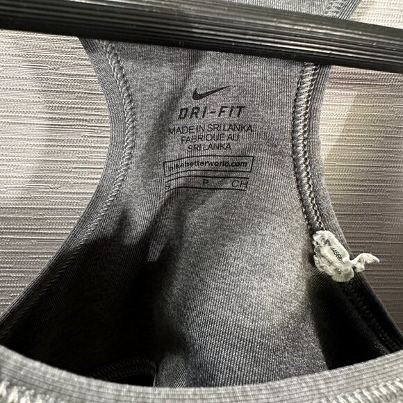 Nike Swoosh Sports Bra Womens Small Gray Stretch Medium Support Pullover - Picture 3 of 5